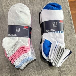 GAP Kids Boys' and Girls' Cotton Quarter Socks - Blue, White, Pink, Gray